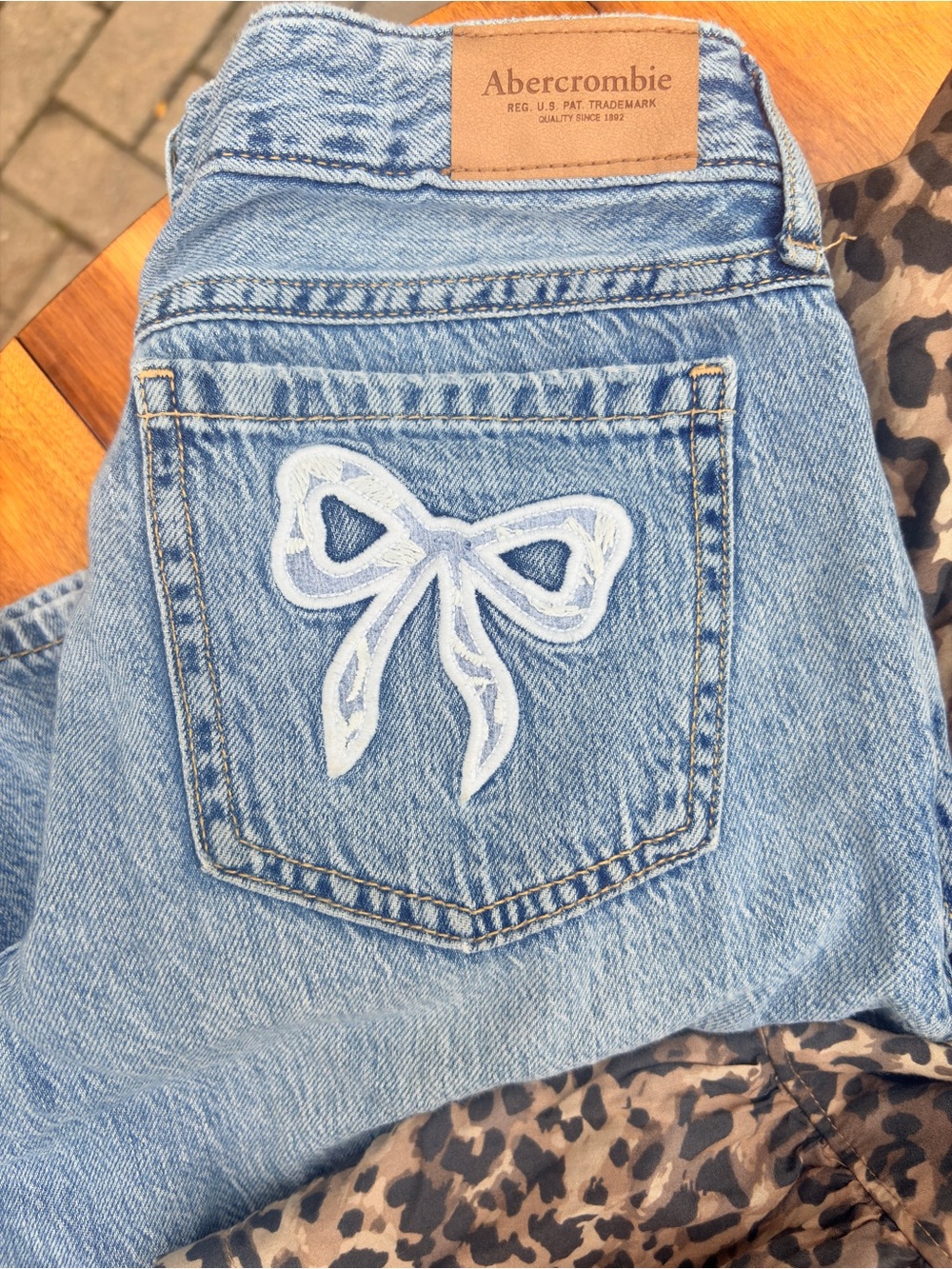 Girls’ Abercrombie Kids Outfit Bow Jeans Animal Print Top Sz 11 12 - Picture 5 of 6